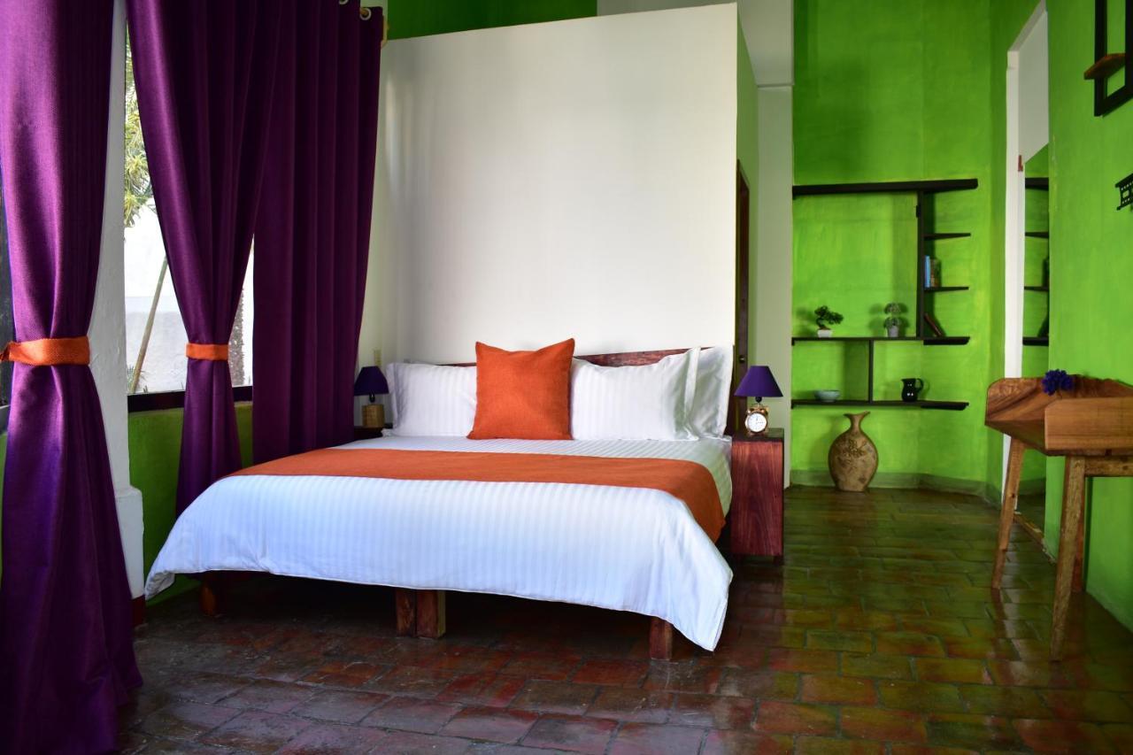 Pueblito 3*
