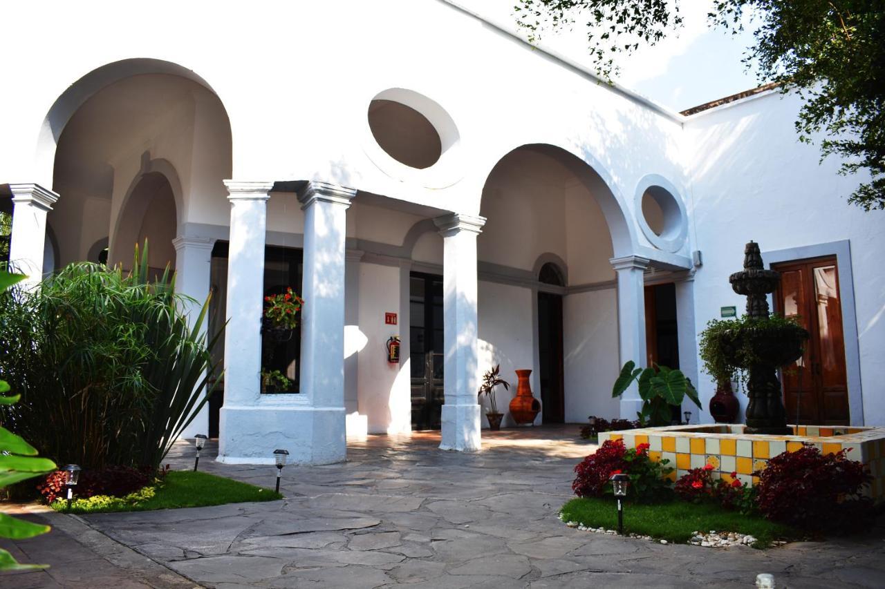 Pueblito 3* Tlaquepaque